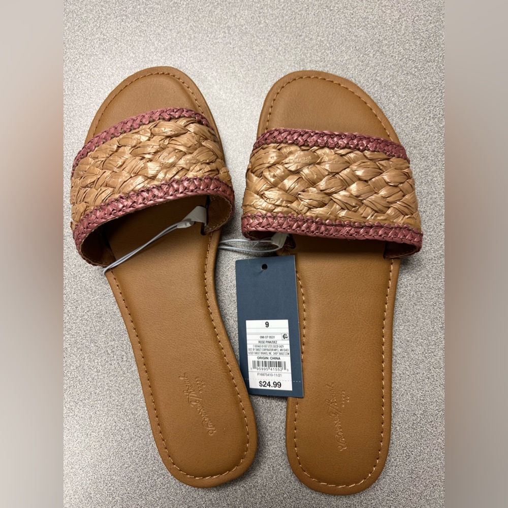 Target’s Universal Thread Woven Sandals Size 9 New With Tags
